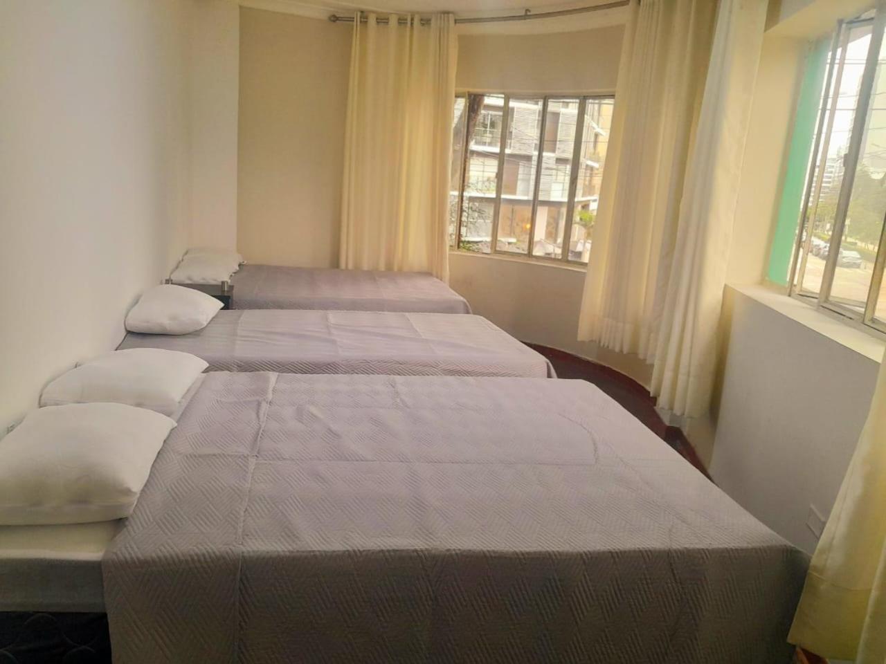 Mkl Barranco Hostel Лима Екстериор снимка